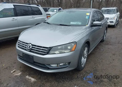 2013 Volkswagen Passat 2.0L Tdi Sel Premium z USA, uszkodzony, nr VIN 1VWCN7A32DC001149
